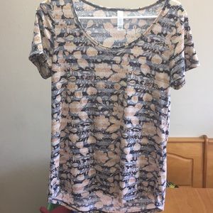 Lularoe xs classic t